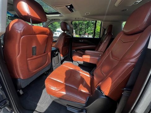 Used 2016 Cadillac Escalade ESV Premium AWD/4WD image 10