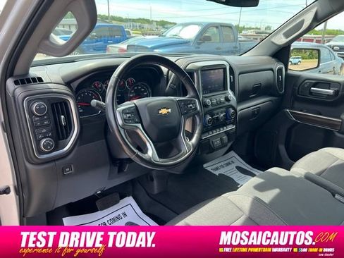 Used 2021 Chevrolet Silverado 1500 LT AWD/4WD image 21