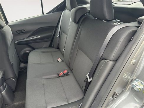 New 2025 Nissan Kicks S image 13