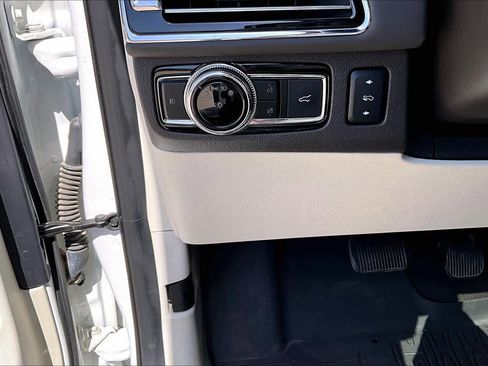 Used 2020 Lincoln Navigator Black Label AWD/4WD image 34