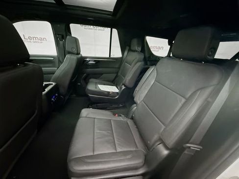 Used 2025 Chevrolet Tahoe Z71 w/ Comfort Package AWD/4WD image 29