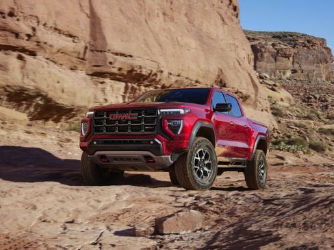 New 2026 GMC Canyon Elevation image 3