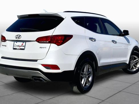 Used 2017 Hyundai Santa Fe Sport image 12