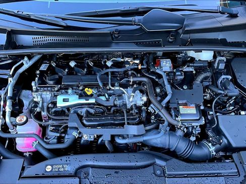 Used 2024 Toyota Prius XLE image 31