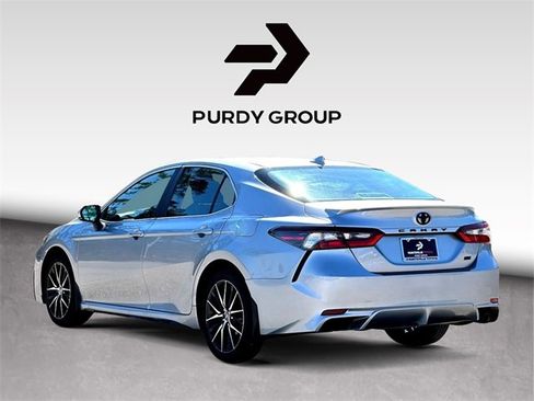 Used 2024 Toyota Camry SE w/ Convenience Package image 6