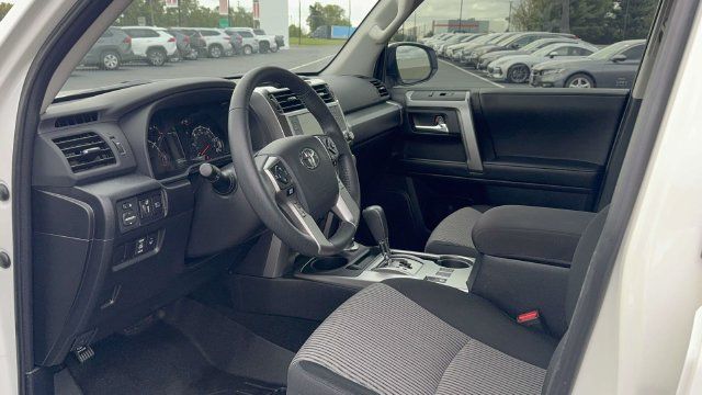 Used 2023 Toyota 4Runner SR5 AWD/4WD image 24