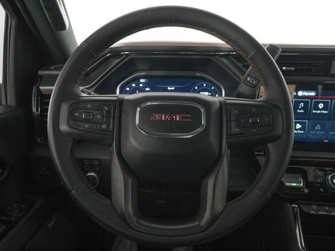 Used 2024 GMC Sierra 2500 AT4 w/ AT4 Premium Plus Package AWD/4WD image 16