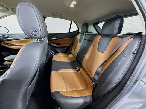 Used 2020 Buick Encore GX Essence image 21