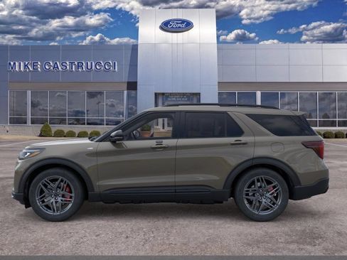 New 2026 Ford Explorer ST-Line w/ ST-Line Street Pack AWD/4WD image 3