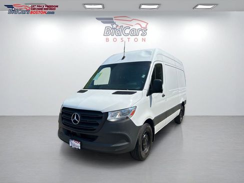 Used 2023 Mercedes-Benz Sprinter 2500 image 1