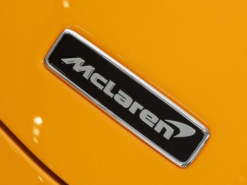 Used 2026 McLaren Artura Spider RWD image 51