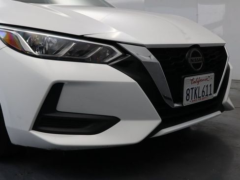 Used 2020 Nissan Sentra SV w/ Electronics Package FWD image 9