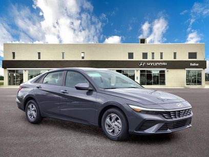 New 2026 Hyundai Elantra SE