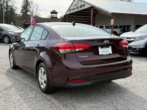Used 2018 Kia Forte LX image 6