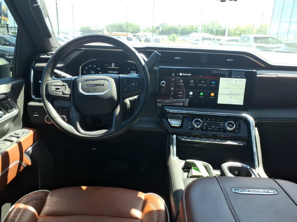 Used 2025 GMC Sierra 2500 Denali Ultimate AWD/4WD image 12