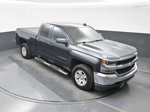 Used 2018 Chevrolet Silverado 1500 LT image 24