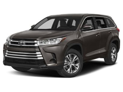 Used 2019 Toyota Highlander LE