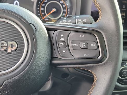 Used 2024 Jeep Wrangler Sport S image 25