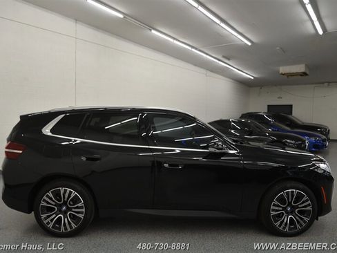 Used 2025 BMW X3 xDrive30i w/ Premium Package image 8