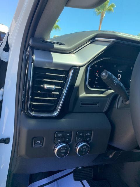 New 2026 GMC Sierra 3500 Denali AWD/4WD image 20