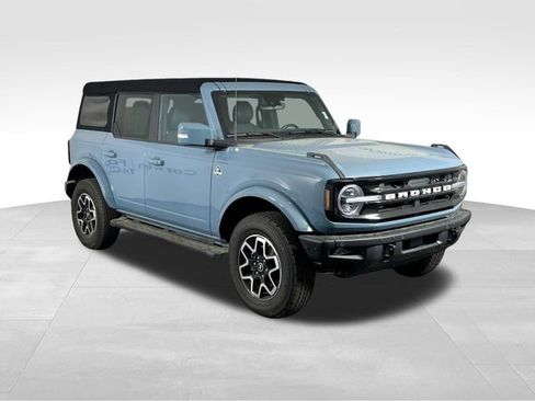 Used 2023 Ford Bronco Outer Banks AWD/4WD image 1