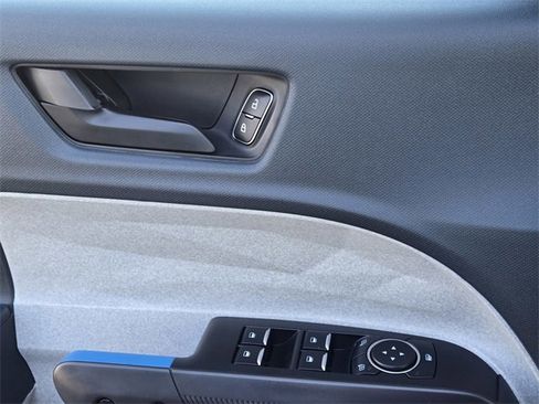 New 2025 Ford Maverick XLT w/ XLT Luxury Package image 17