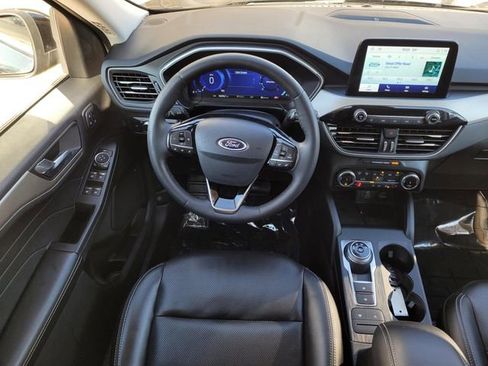 Used 2022 Ford Escape SEL w/ Technology Package image 19