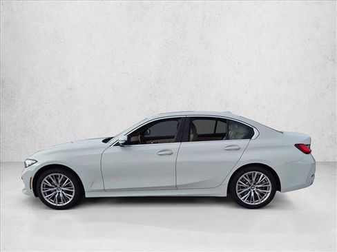 Used 2024 BMW 330i Sedan w/ Convenience Package RWD image 8