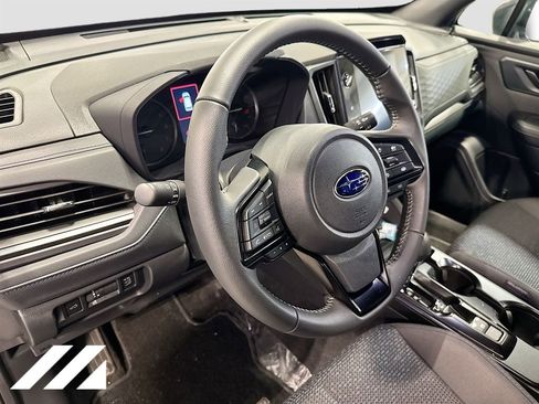 Used 2026 Subaru Forester Premium AWD/4WD image 9