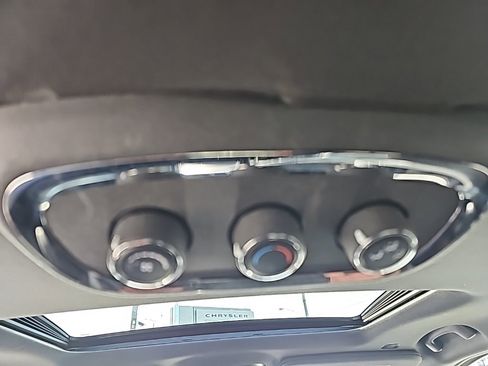 Certified 2018 Dodge Durango GT w/ Premium Group image 19