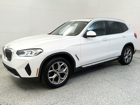 Used 2022 BMW X3 xDrive30i AWD/4WD image 3