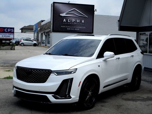 Used 2020 Cadillac XT6 Premium Luxury w/ Platinum Package AWD/4WD image 5