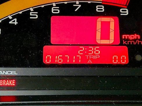 Used 2005 Honda S2000 image 16