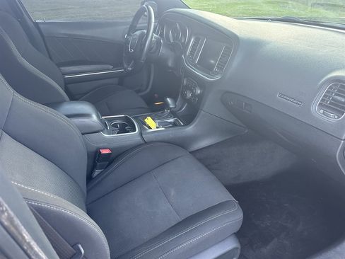 Used 2016 Dodge Charger R/T Scat Pack w/ Beats Audio Group image 11