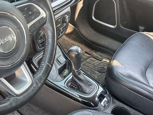 Used 2018 Jeep Compass Limited AWD/4WD image 21