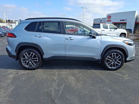 New 2026 Toyota Corolla Cross XLE AWD/4WD image 8