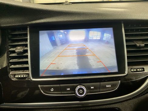 Used 2017 Buick Encore Essence image 41