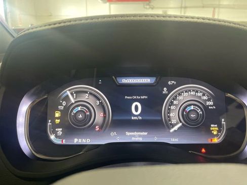 New 2026 RAM 2500 Laramie AWD/4WD image 15