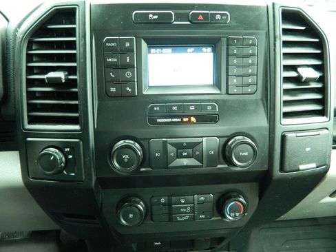 Used 2019 Ford F150 XL w/ Equipment Group 101A Mid RWD image 13