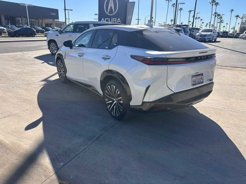 Used 2023 Lexus RZ 450e Premium image 3