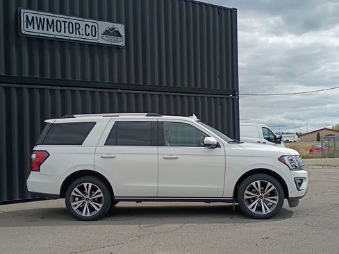 Used 2021 Ford Expedition Limited AWD/4WD image 6