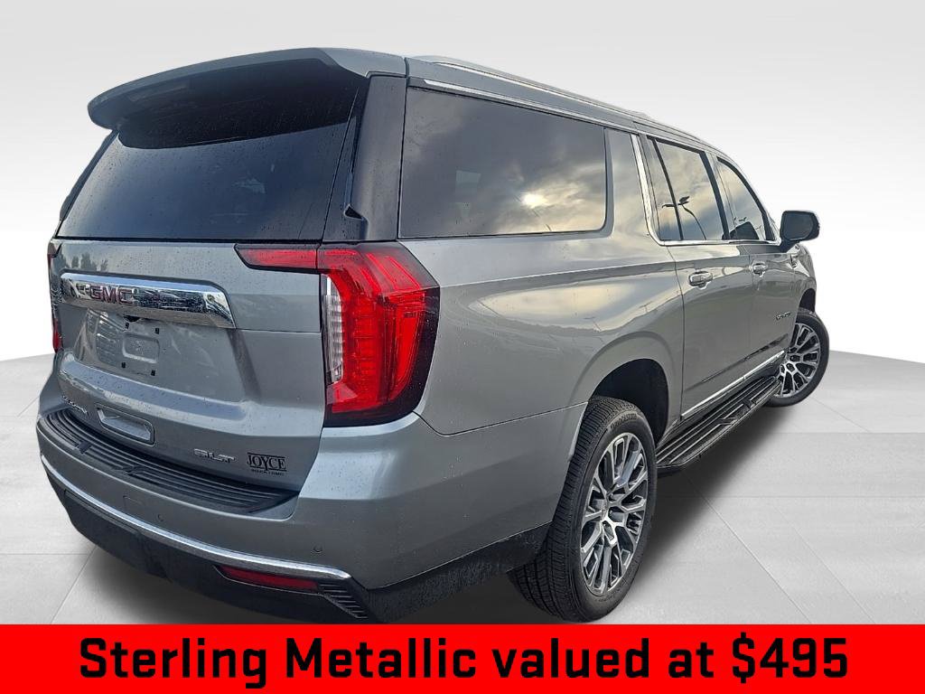 Certified 2023 GMC Yukon XL SLT w/ SLT Premium Package AWD/4WD image 5
