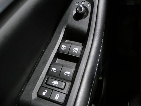 Used 2024 Jeep Grand Cherokee L Limited w/ Luxury Tech Group II image 13