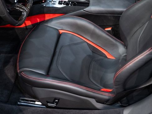 Used 2023 Ferrari 296 GTS image 24