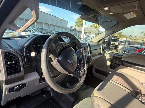 Used 2020 Ford F250 XL w/ STX Appearance Package AWD/4WD image 11