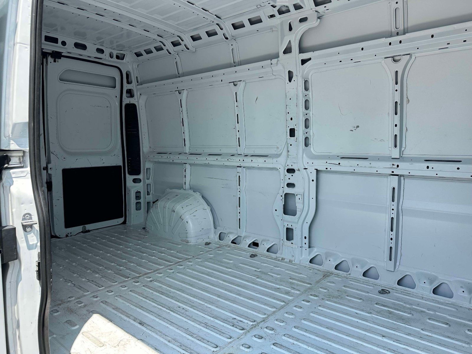 Used 2026 RAM ProMaster 2500 w/ Convenience Group FWD image 36