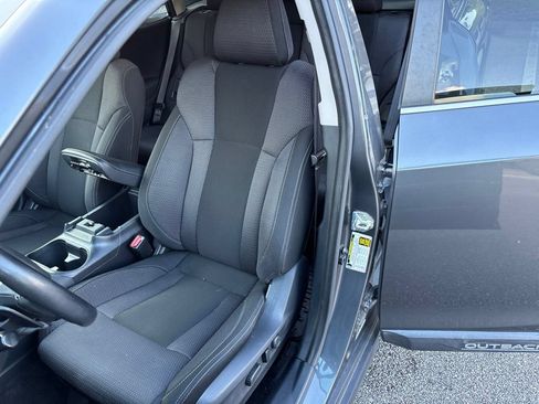 Used 2020 Subaru Outback Premium AWD/4WD image 4