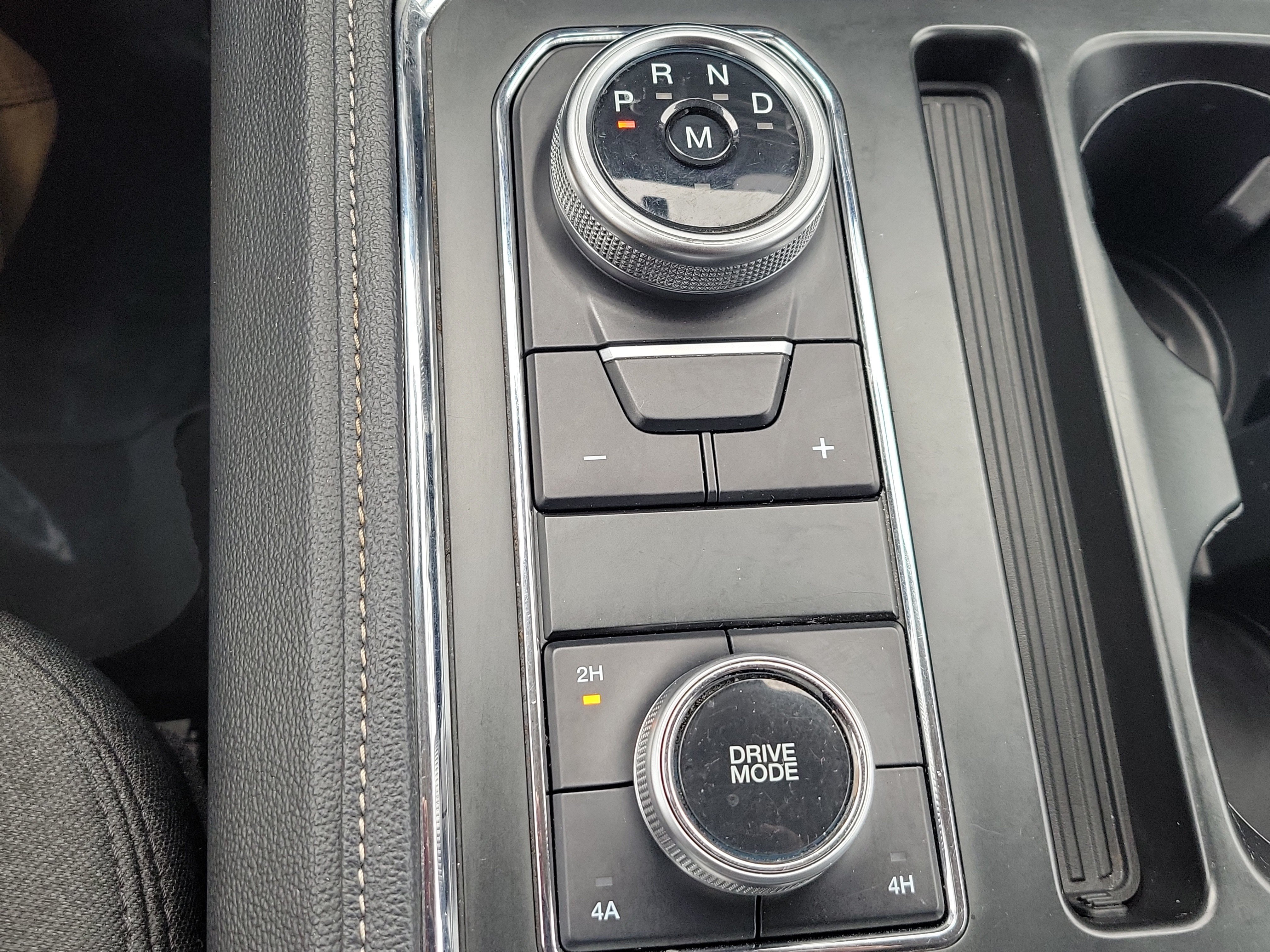 Used 2024 Ford Expedition Max XLT AWD/4WD image 25