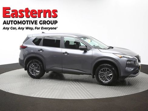 Used 2023 Nissan Rogue S AWD/4WD image 49
