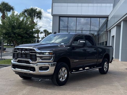 Used 2026 RAM 2500 Big Horn AWD/4WD image 7